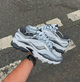 SAUCONY HYBRID TRAINERS WHITE GREY