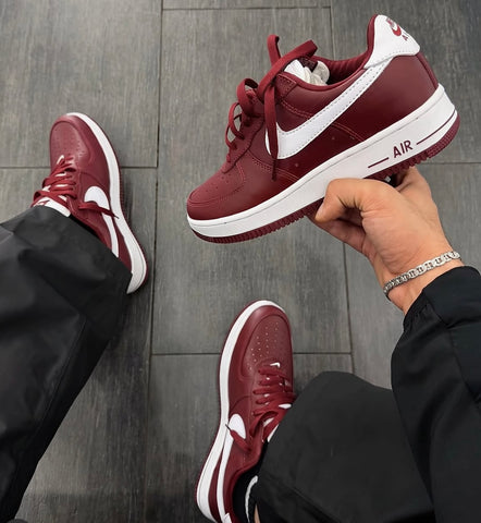 NIKE AIR FORCE 1 PREMIUM MAROON
