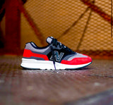 NEW BALANCE TRAINERS BRED