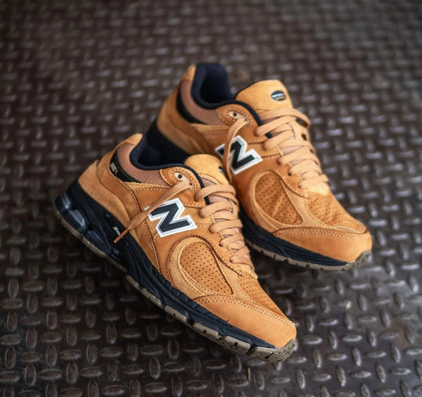 NEW BALANCE TRAINERS BROWN BLACK – Live-kickz