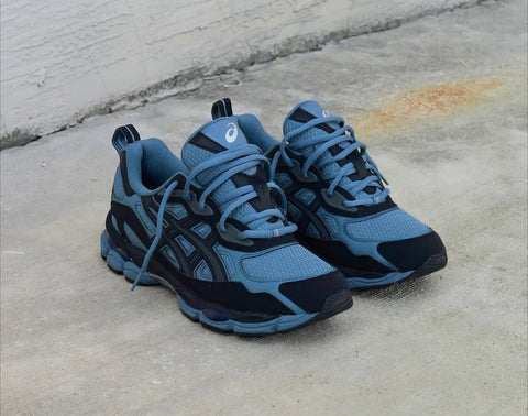 ASICS GEL TRAINERS BLACK DARK AQUA