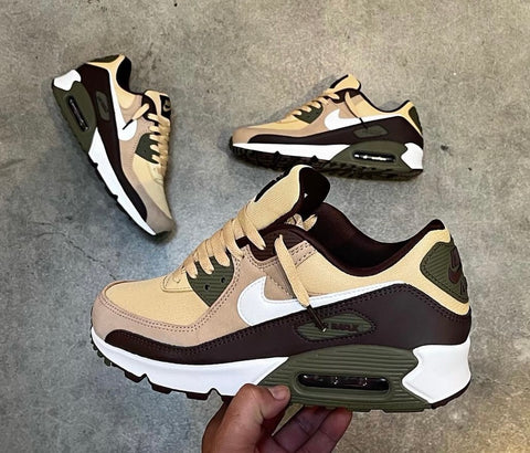 NIKE AIR MAX 90 NUDE OLIVE