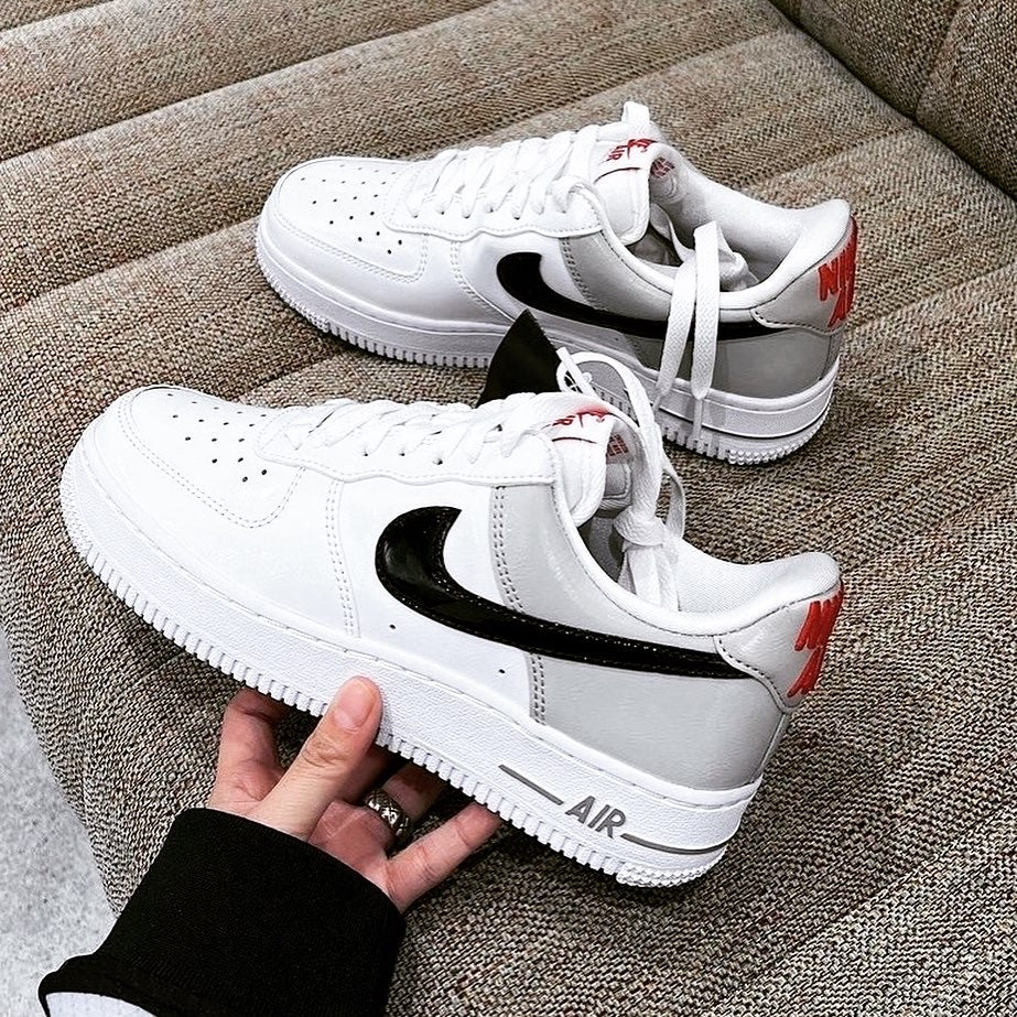 NIKE AIR FORCE 1 WHITE GREY BLACK RED