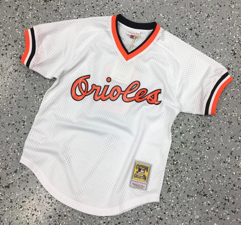 BALTIMORE ORIOLES BASEBALL JERSEY CAL RIPKEN JR.